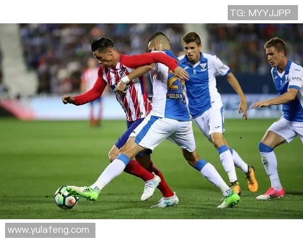 韦斯卡与希洪的激烈对决揭示西乙联赛的竞争魅力与球队实力较量